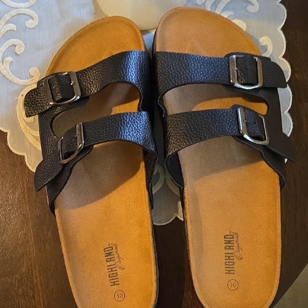Black and Silver Sandals with Contoured Footbed - Picture 5 of 5